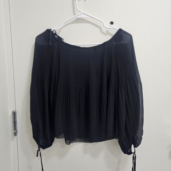 Aritzia Talence Blouse Size XS - Picture 3 of 3